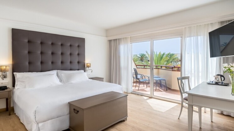 Barcelo Corralejo Bay